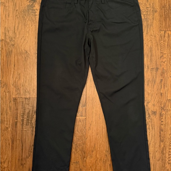 Two Pair Bundle Travis Mathew Open To Close Golf Pants Size 36 - Picture 2 of 16